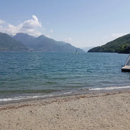 Апартаменты Vivere Il Lago Кремия